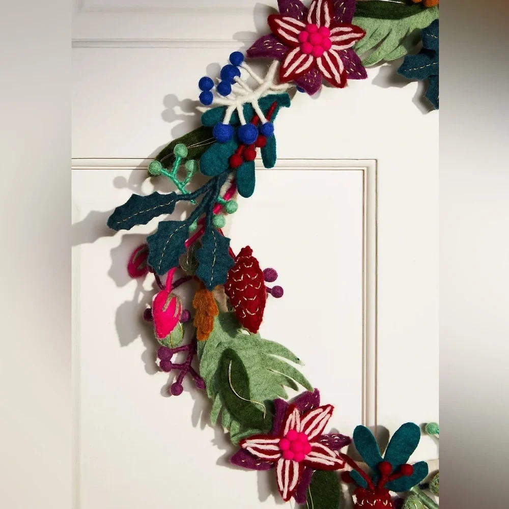 Asta Wool Wreath